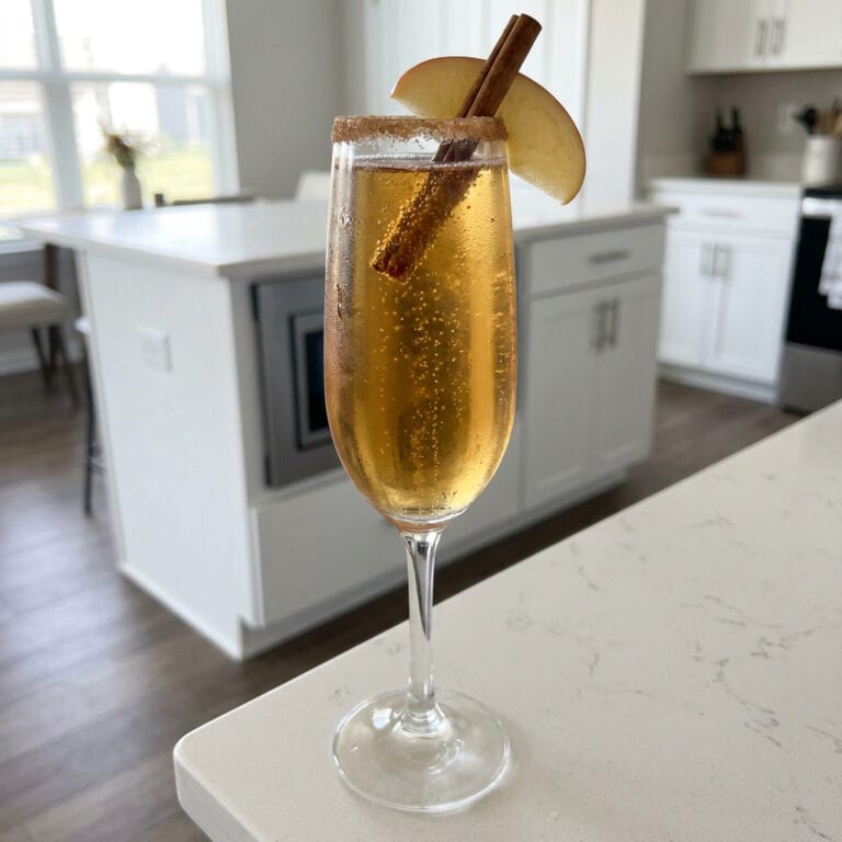 Apple Cider Mimosa Cocktail Recipe