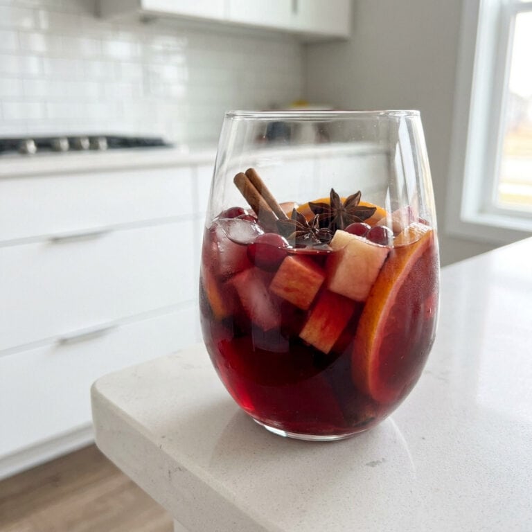 Holiday Spiced Sangria Cocktail Recipe
