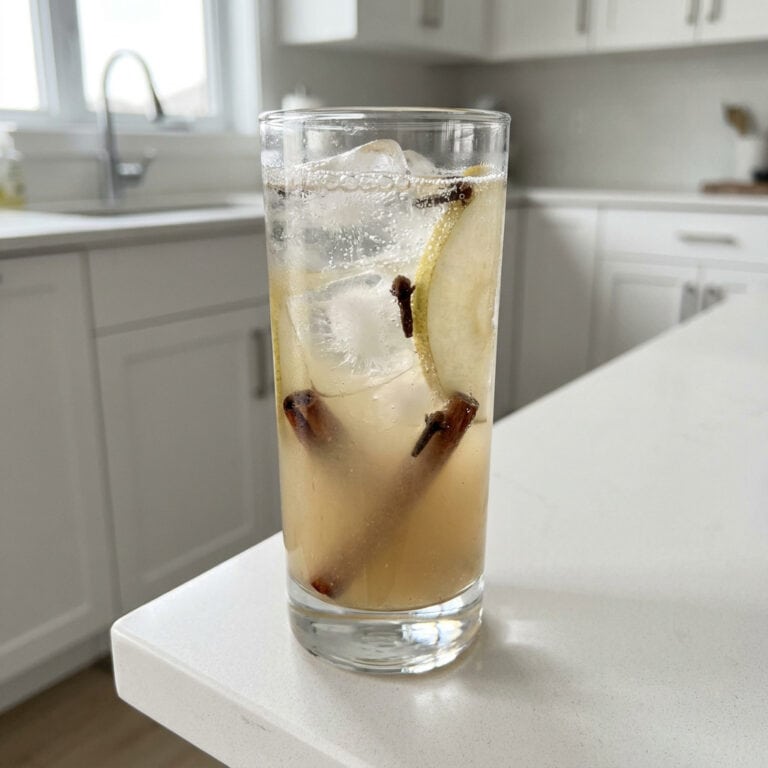 Spiced Pear Sparkler Mocktail Recipe