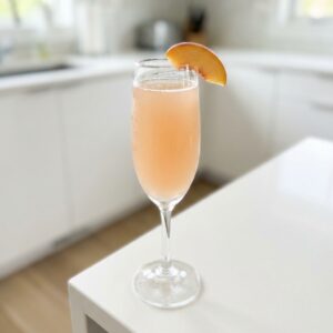 Peach Bellini Cocktail Recipe