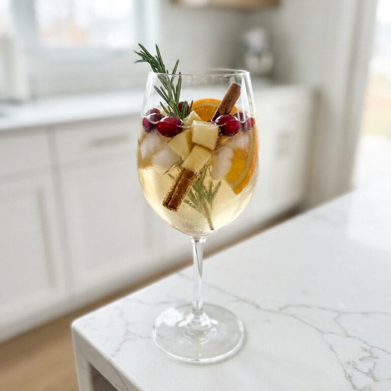 Christmas Cookie Sangria Cocktail Recipe