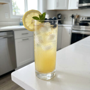 Cinnamon Honey Lemonade Mocktail Recipe
