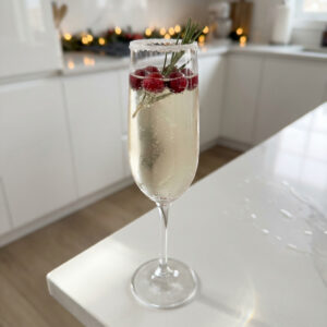 White Cranberry Christmas Mimosa Cocktail Recipe