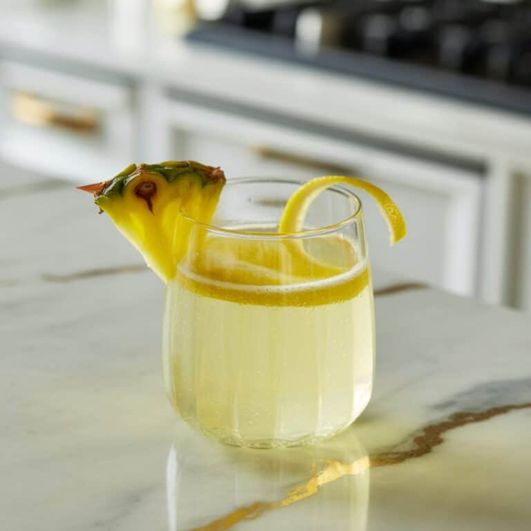 Pineapple Limoncello Prosecco Cocktail Recipe